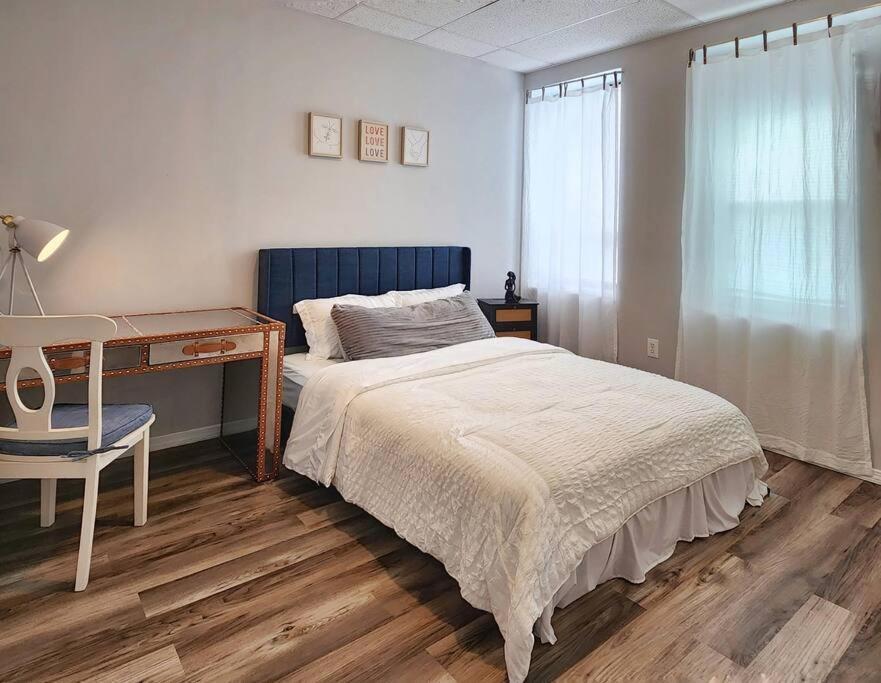 Modern And Chic Home With Fine Furnishing Спрингфилд Экстерьер фото